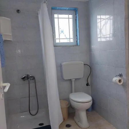Coral Villas Apartment Kompoi